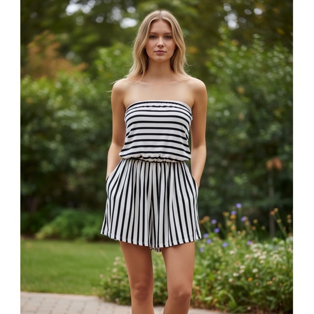 Derek Heart Romper Juniors M White Black Striped Strapless Stretch Nautical Prep